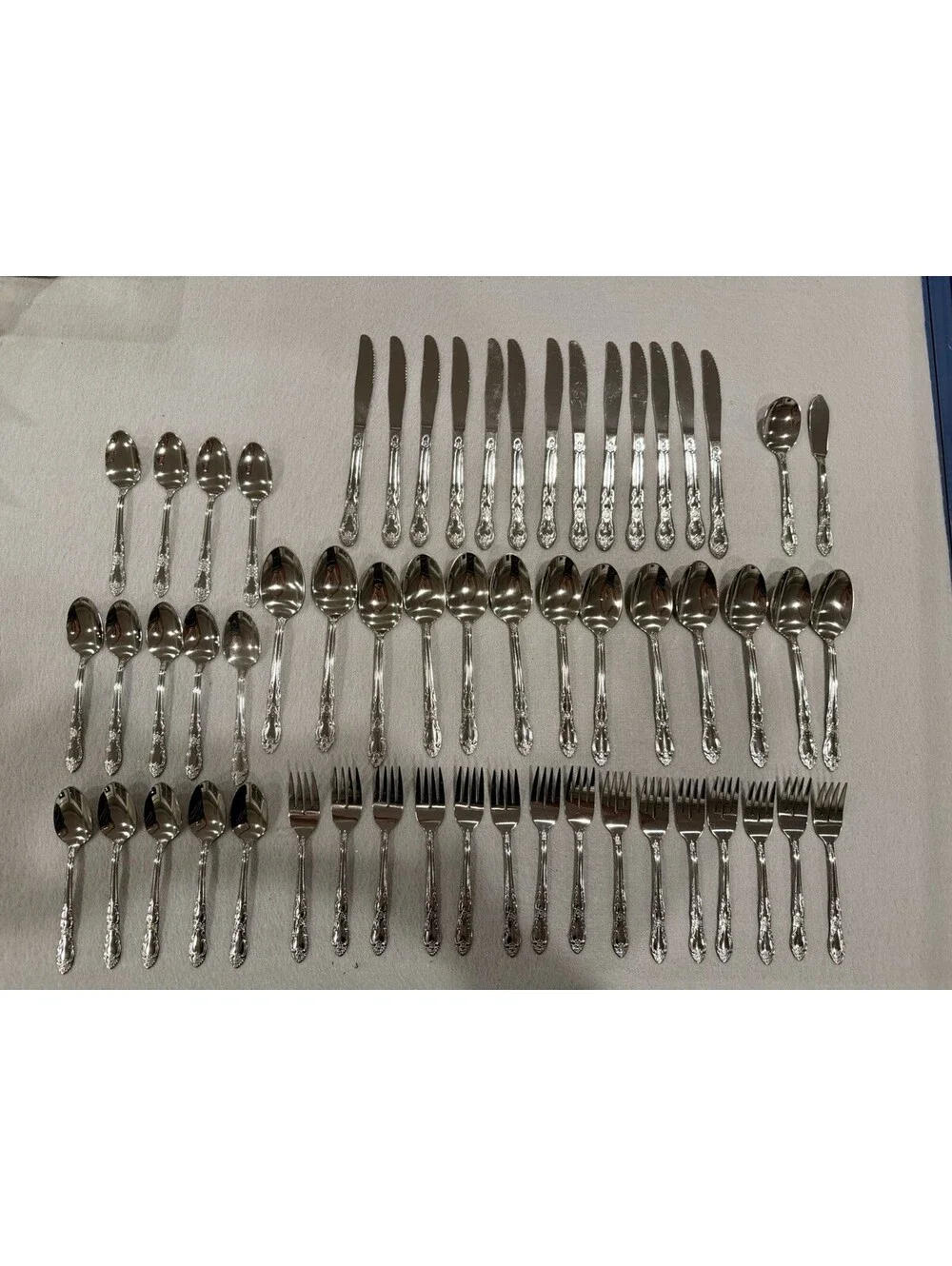 Oneidacraft Stainless Flatware Venus Set Of 57 Pieces EUC